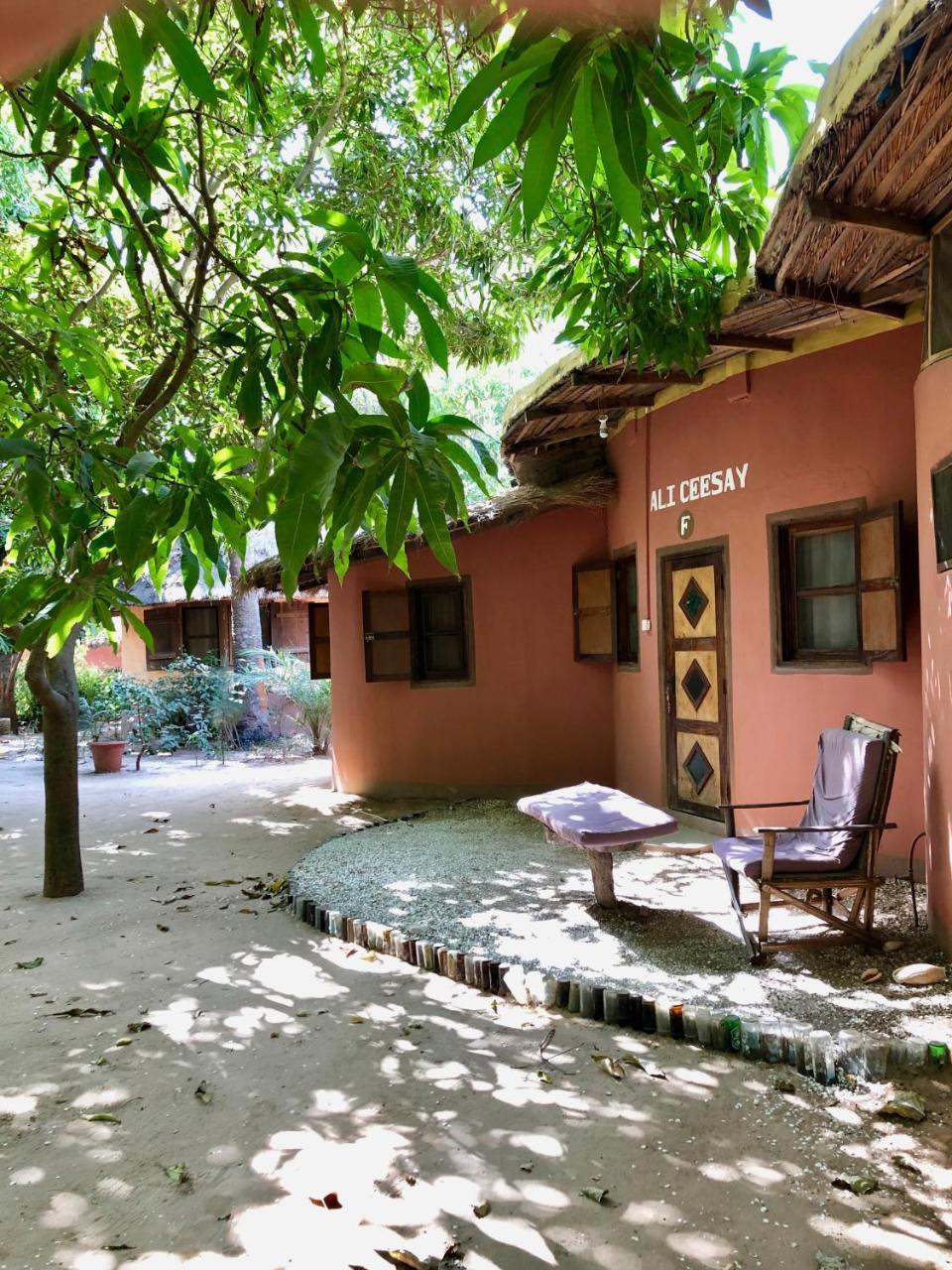 Nemasu Eco-Lodge Gunjur Exterior photo